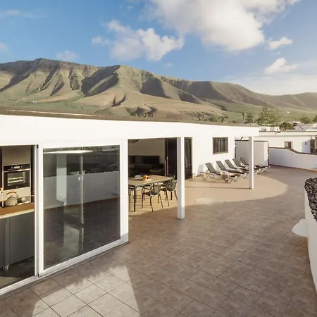 Canaryislandshost I Serena Villa