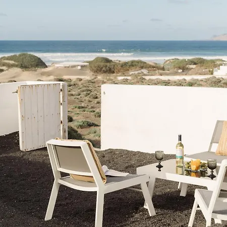 Canaryislandshost I Serena Famara
